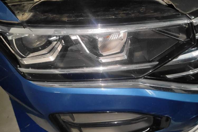 Used Volkswagen Tayron 2019 330TSI Two-Wheel Drive Luxury Model China VI Standard Right Front Headlight