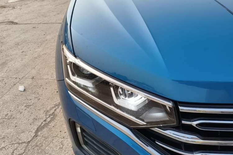 Used Volkswagen Tayron 2019 380TSI Four-Wheel Drive Flagship Version China V Standard Right Front Headlight
