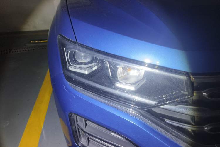 Used Volkswagen Tayron 2019 Teramont Edition 280TSI Two-Wheel Drive Luxury Model China VI Standard Right Front Headlight