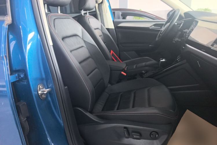 Used Volkswagen Tayron 2019 330TSI Four-Wheel Drive Luxury Version China V Standard Right Front Seat
