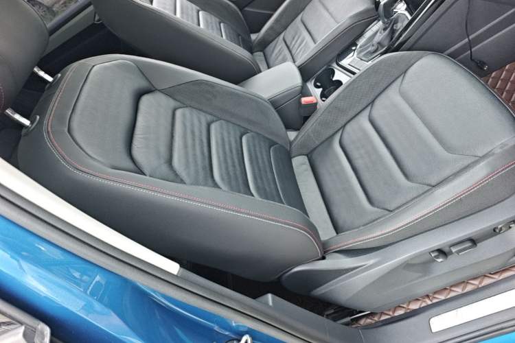 Used Volkswagen Tayron 2019 330TSI Two-Wheel Drive Luxury Model China VI Standard Right Front Seat