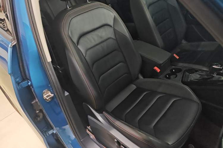 Used Volkswagen Tayron 2019 330TSI Two-Wheel Drive Luxury Model China VI Standard Right Front Seat