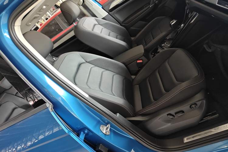 Used Volkswagen Tayron 2019 330TSI Two-Wheel Drive Luxury Model China VI Standard Right Front Seat