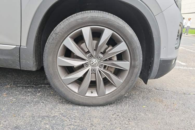 Used Volkswagen Tayron 2019 380TSI Four-Wheel Drive Flagship Version China V Standard Right Front Wheel Hub