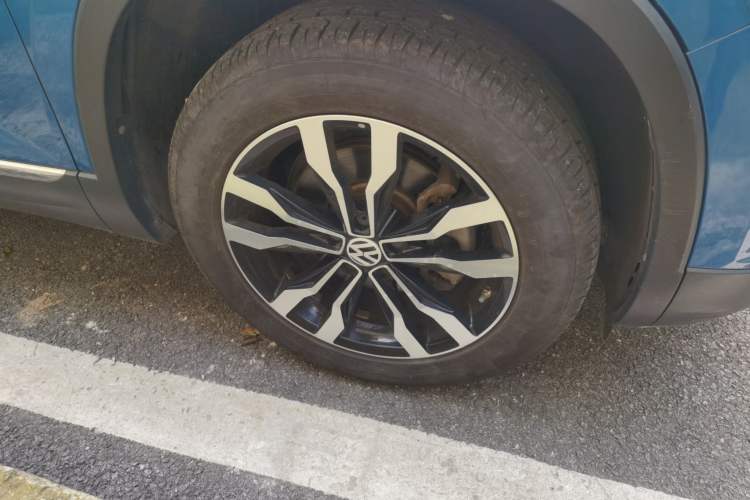 Used Volkswagen Tayron 2019 330TSI Four-Wheel Drive Luxury Version China V Standard Right Front Wheel Hub