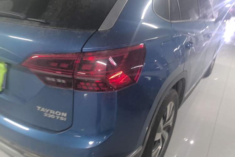 Used Volkswagen Tayron 2019 330TSI Two-Wheel-Drive Luxury Version China V Emission Standard Right Rear Taillight