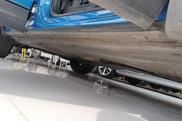 Used Volkswagen Tayron 2019 Teramont Edition 280TSI Two-Wheel Drive Luxury Model China VI Standard Right Side Sill