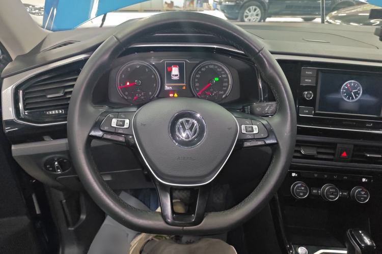 Used Volkswagen Tayron 2019 330TSI Two-Wheel-Drive Luxury Version China V Emission Standard Steering Wheel