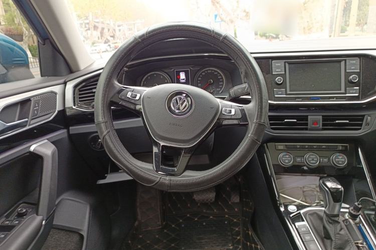Used Volkswagen Tayron 2019 330TSI Two-Wheel Drive Luxury Model China VI Standard Steering Wheel