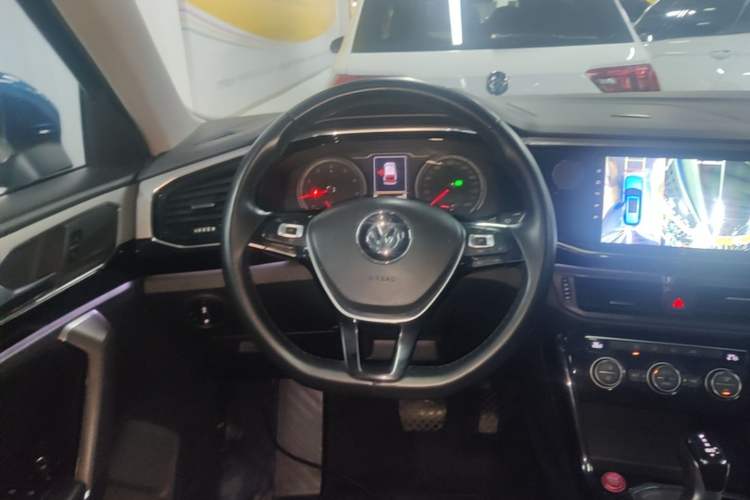 Used Volkswagen Tayron 2019 330TSI Two-Wheel Drive Luxury Model China VI Standard Steering Wheel