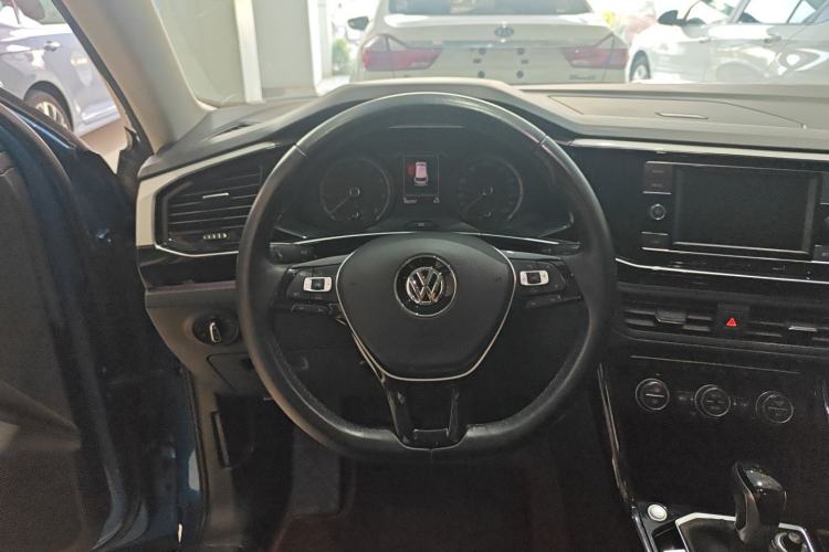 Used Volkswagen Tayron 2019 330TSI Two-Wheel Drive Luxury Model China VI Standard Steering Wheel