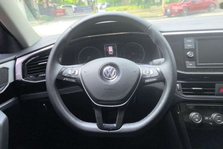 Used Volkswagen Tayron 2019 330TSI Two-Wheel-Drive Luxury Version China V Emission Standard Steering Wheel