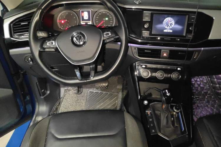 Used Volkswagen Tayron 2019 330TSI Two-Wheel Drive Luxury Model China VI Standard Steering Wheel