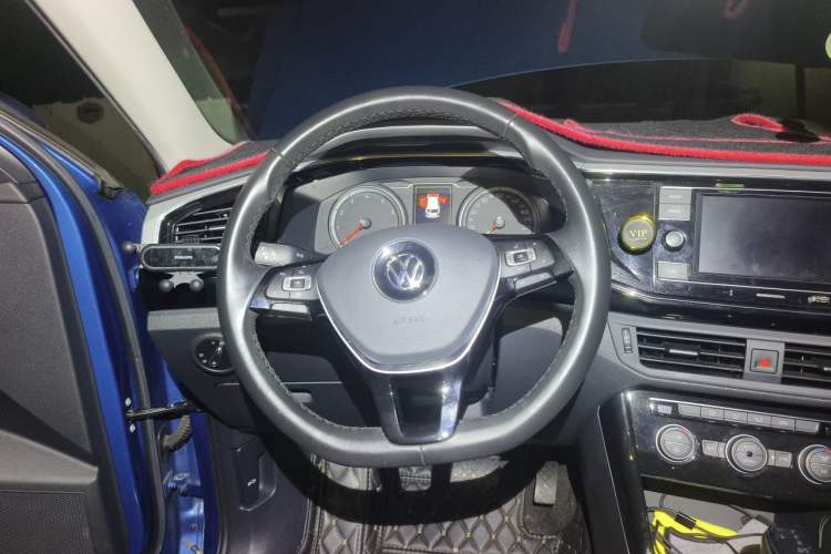 Used Volkswagen Tayron 2019 Teramont Edition 280TSI Two-Wheel Drive Luxury Model China VI Standard Steering Wheel
