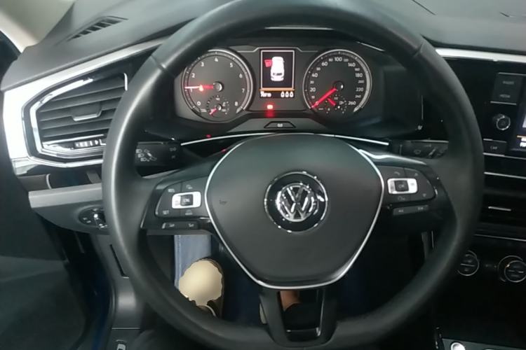 Used Volkswagen Tayron 2019 330TSI Two-Wheel-Drive Luxury Version China V Emission Standard Steering Wheel