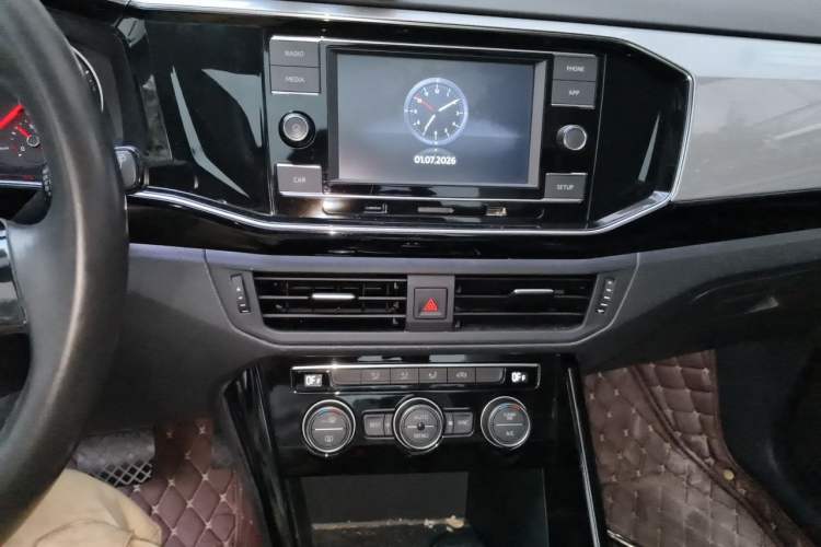 Used Volkswagen Tayron 2019 330TSI Four-Wheel Drive Luxury Version China VI Standard Audio And AC Panel