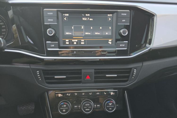 Used Volkswagen Tayron 2019 330TSI Two-Wheel-Drive Luxury Plus China VI Standard Audio And AC Panel