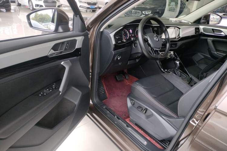 Used Volkswagen Tayron 2019 Teramont Edition 280TSI Two-Wheel Drive Luxury Model China VI Standard Driver Seat