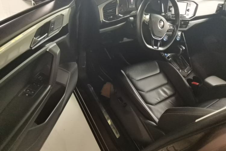 Used Volkswagen Tayron 2019 330TSI Two-Wheel Drive Luxury Model China VI Standard Driver Seat