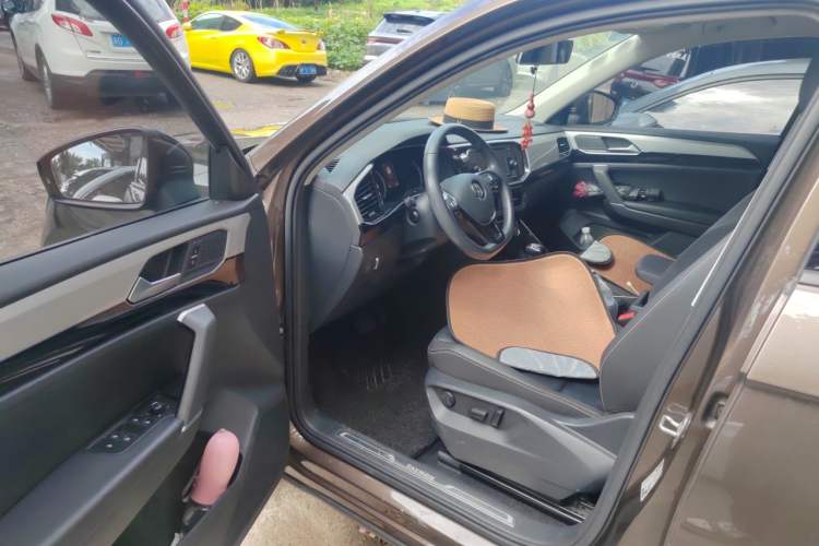 Used Volkswagen Tayron 2019 330TSI Two-Wheel Drive Luxury Model China VI Standard Driver Seat