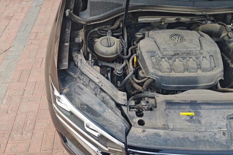 Used Volkswagen Tayron 2019 330TSI Two-Wheel Drive Luxury Model China VI Standard Engine Bay Right