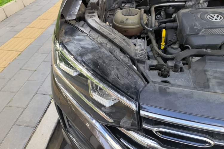 Used Volkswagen Tayron 2019 380TSI Four-Wheel Drive Prestige Version China V Standard Engine Bay Right