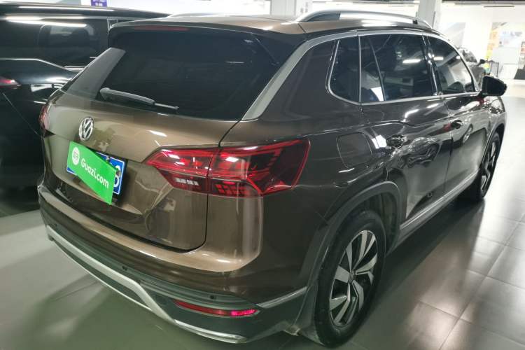 Used Volkswagen Tayron 2019 330TSI Two-Wheel-Drive Luxury Version China V Emission Standard Exterior 5