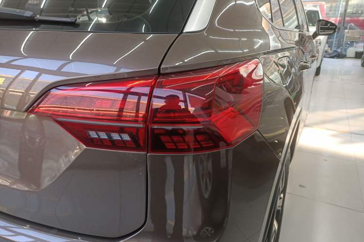 Used Volkswagen Tayron 2019 330TSI Two-Wheel Drive Luxury Model China VI Standard Exterior 6