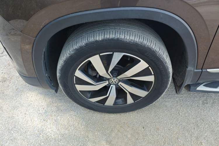 Used Volkswagen Tayron 2019 330TSI Two-Wheel Drive Luxury Model China VI Standard Exterior 7