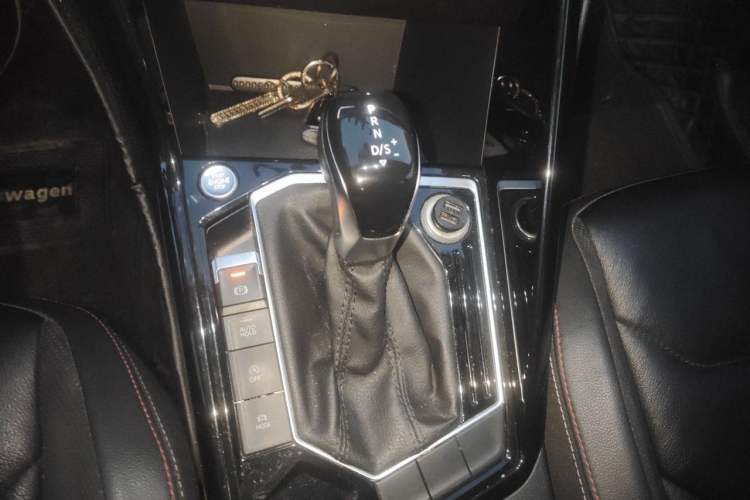 Used Volkswagen Tayron 2019 330TSI Two-Wheel Drive Luxury Model China VI Standard Gear Lever