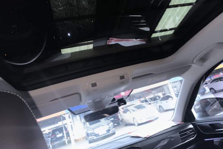 Used Volkswagen Tayron 2019 380TSI Four-Wheel Drive Prestige Model China VI Standard Headliner