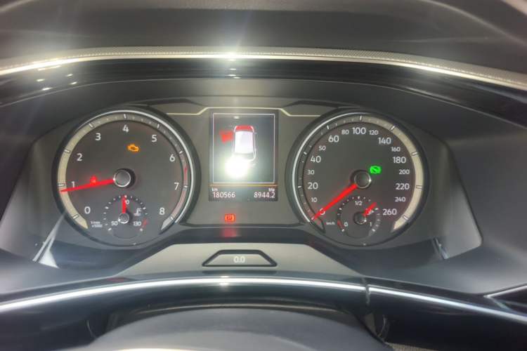 Used Volkswagen Tayron 2019 330TSI Two-Wheel Drive Luxury Model China VI Standard Instrument Cluster