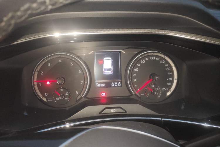 Used Volkswagen Tayron 2019 330TSI Two-Wheel Drive Luxury Model China VI Standard Instrument Cluster