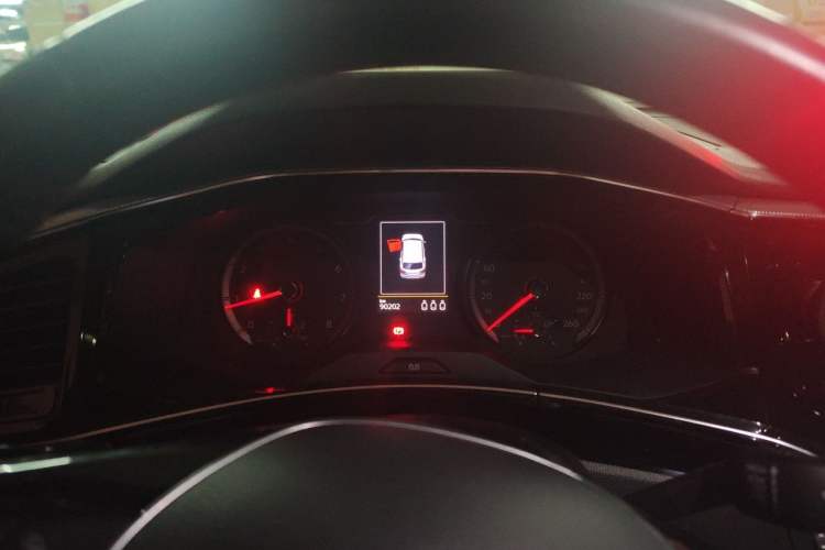 Used Volkswagen Tayron 2019 330TSI Two-Wheel Drive Luxury Model China VI Standard Instrument Cluster