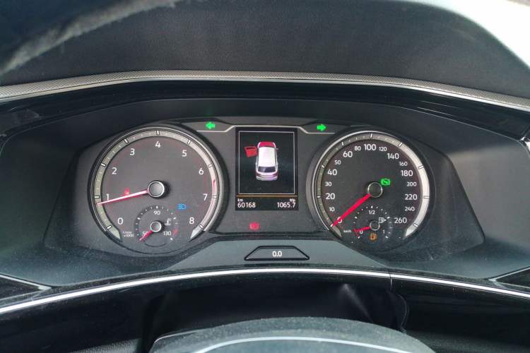 Used Volkswagen Tayron 2019 330TSI Two-Wheel Drive Luxury Model China VI Standard Instrument Cluster