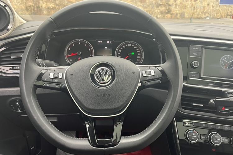 Used Volkswagen Tayron 2019 330TSI Two-Wheel Drive Luxury Model China VI Standard Interior 2
