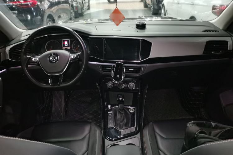 Used Volkswagen Tayron 2019 330TSI Two-Wheel-Drive Luxury Version China V Emission Standard Interior 2