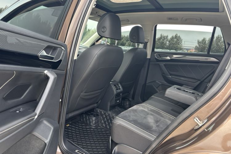 Used Volkswagen Tayron 2019 380TSI Four-Wheel Drive Prestige Model China VI Standard Interior 3