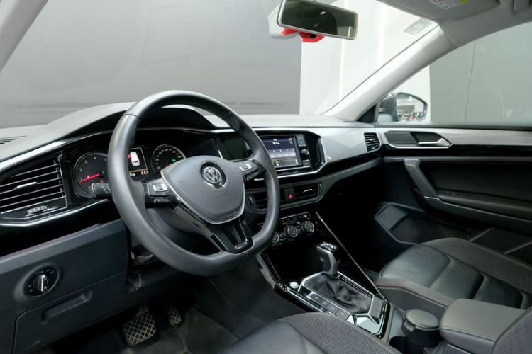 Used Volkswagen Tayron 2019 330TSI Two-Wheel Drive Luxury Model China VI Standard Interior 3