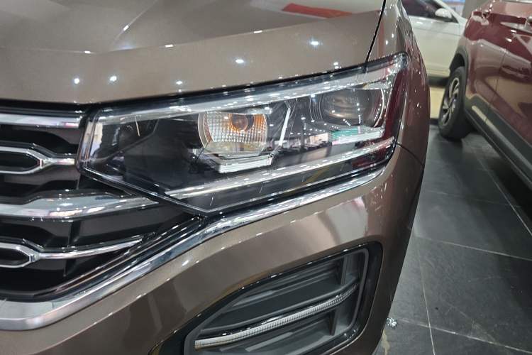 Used Volkswagen Tayron 2019 330TSI Four-Wheel Drive Luxury Version China V Standard Left Front Headlight
