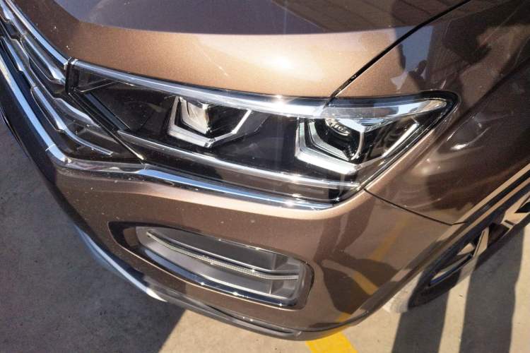 Used Volkswagen Tayron 2019 Teramont Edition 280TSI Two-Wheel Drive Luxury Model China VI Standard Left Front Headlight