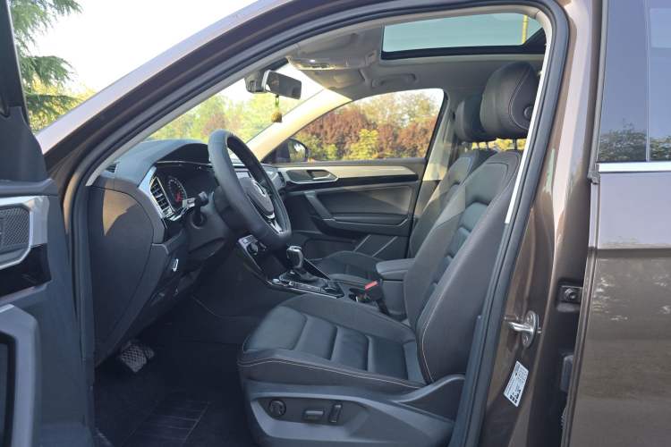 Used Volkswagen Tayron 2019 330TSI Two-Wheel-Drive Luxury Plus China VI Standard Left Front Seat
