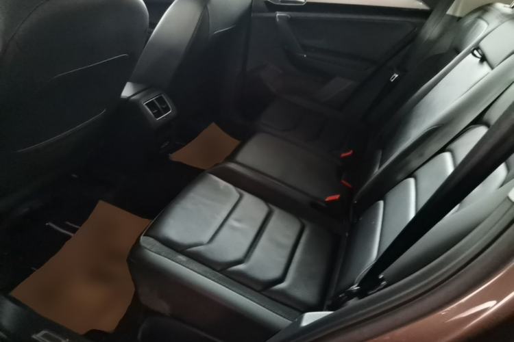 Used Volkswagen Tayron 2019 330TSI Two-Wheel Drive Luxury Model China VI Standard Left Rear Seat