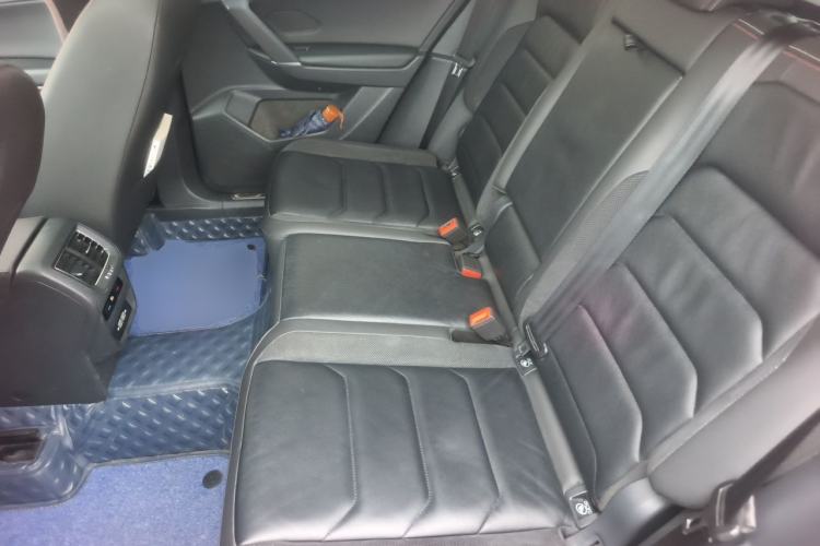 Used Volkswagen Tayron 2019 330TSI Two-Wheel Drive Luxury Model China VI Standard Left Rear Seat