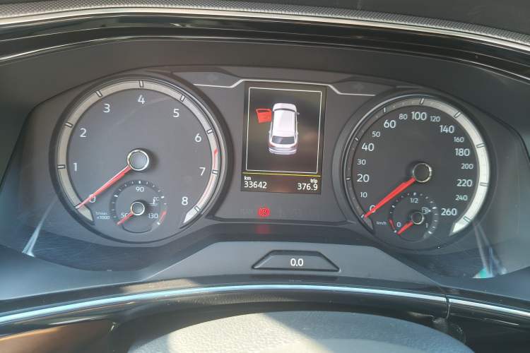 Used Volkswagen Tayron 2019 330TSI Two-Wheel Drive Luxury Model China VI Standard Odometer Close Up