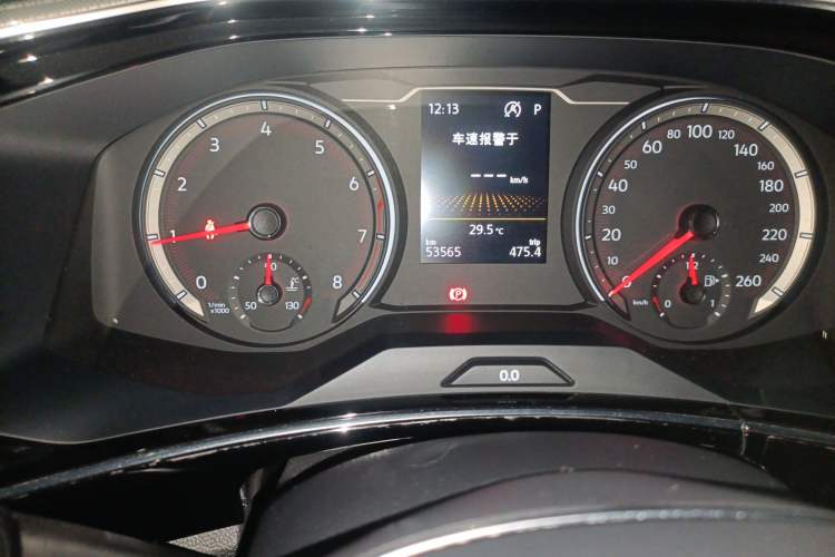 Used Volkswagen Tayron 2019 330TSI Two-Wheel Drive Luxury Model China VI Standard Odometer Close Up