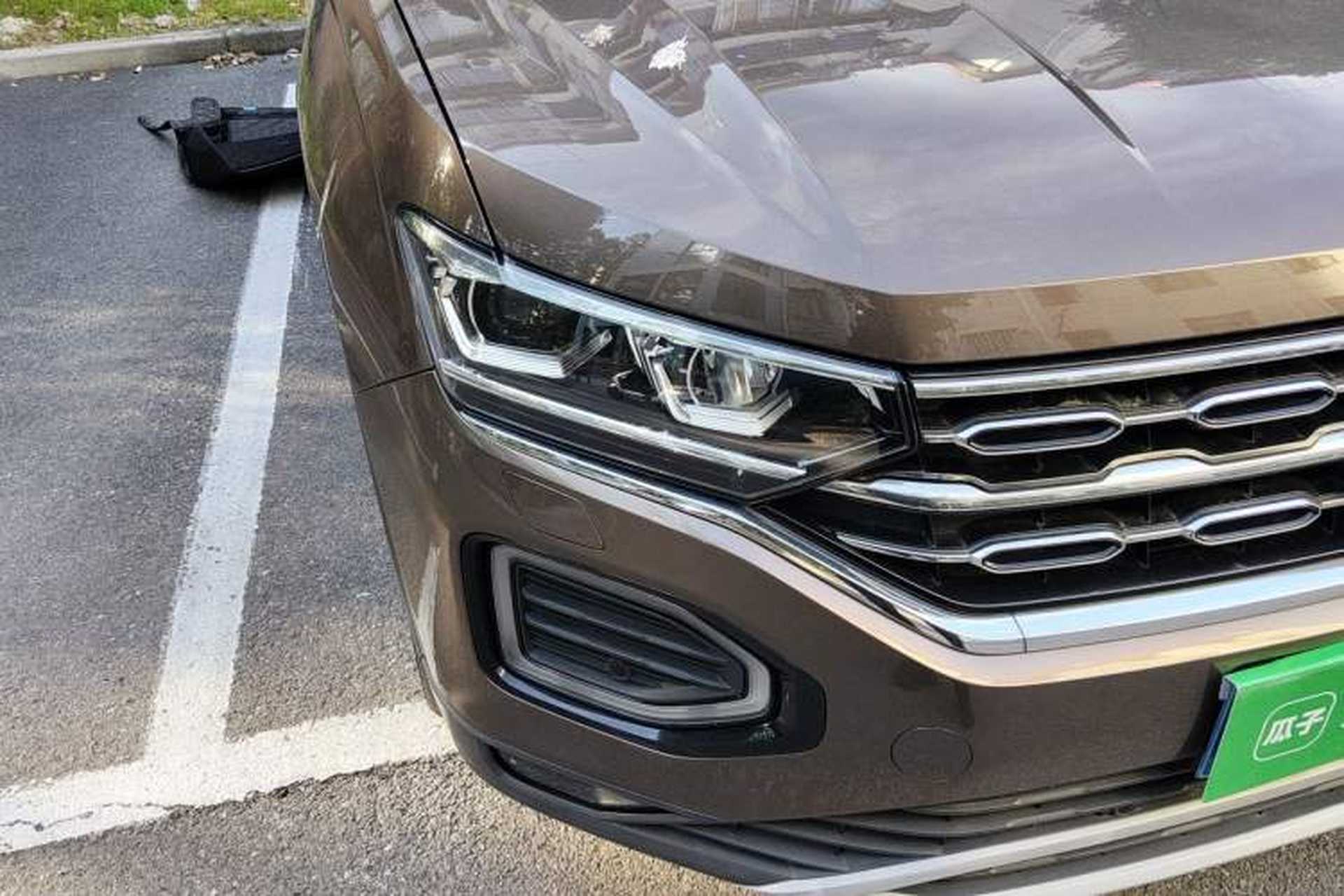 Used Volkswagen Tayron 2019 330TSI Two-Wheel Drive Prestige Version China V Standard Right Front Headlight