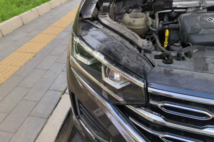 Used Volkswagen Tayron 2019 380TSI Four-Wheel Drive Prestige Version China V Standard Right Front Headlight