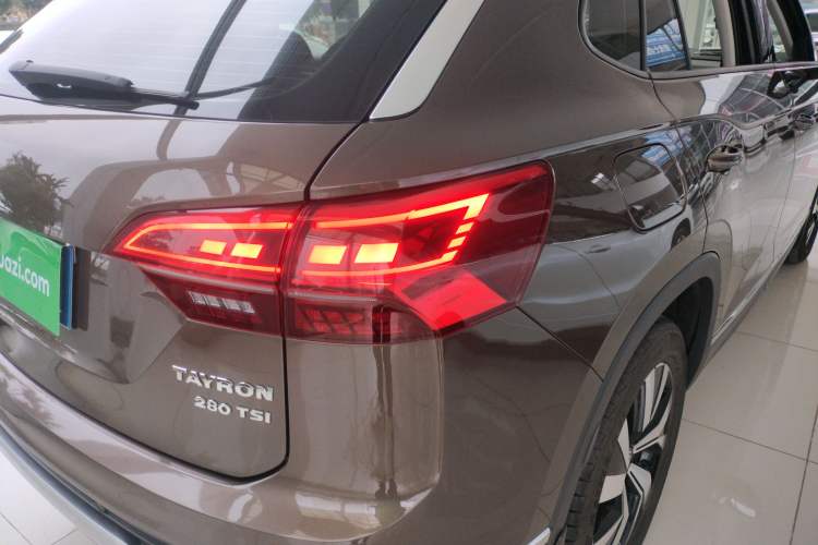 Used Volkswagen Tayron 2019 Teramont Edition 280TSI Two-Wheel Drive Luxury Model China VI Standard Right Rear Taillight