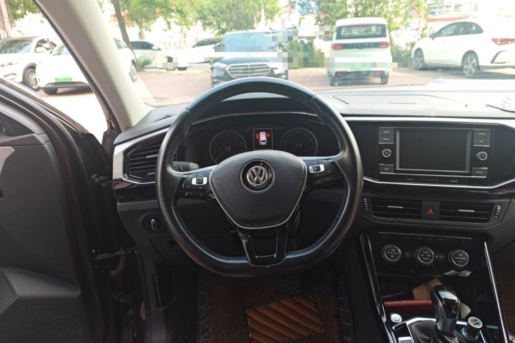 Used Volkswagen Tayron 2019 330TSI Two-Wheel Drive Luxury Model China VI Standard Steering Wheel
